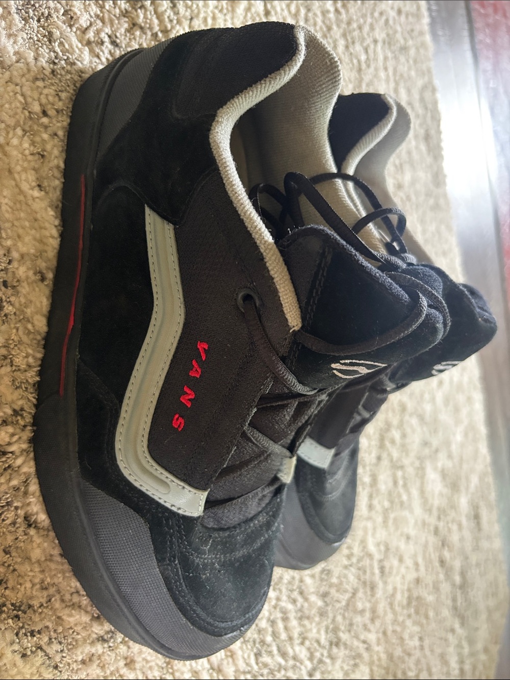 Vans MTB/BMX Sneaker, Exacerbate II,
US Men’s 8 - Picture 2 of 4